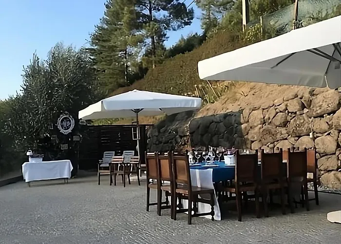 Casa De Rebolfe * Cinfães